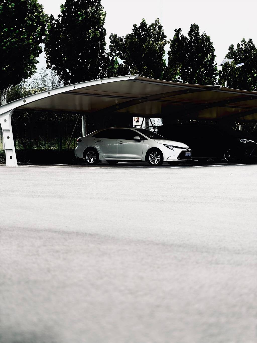 Installer un carport à Rennes : avantages, réglementations et conseils pratiques
